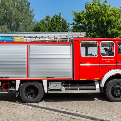Ehemaliges Fahrzeug: TLF16/25